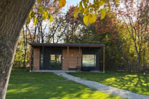 Badash Tiny Village, The Wolf Den