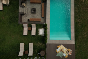 R House