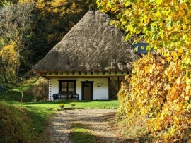 cazari traditionale inedite Romania